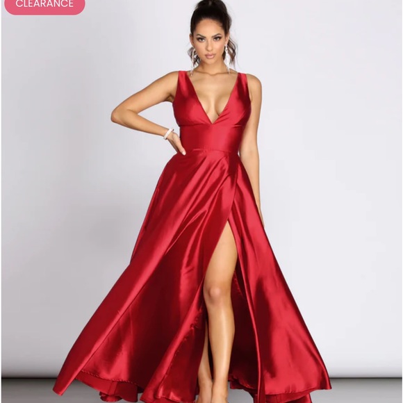 Windsor - Picture 2 of 2